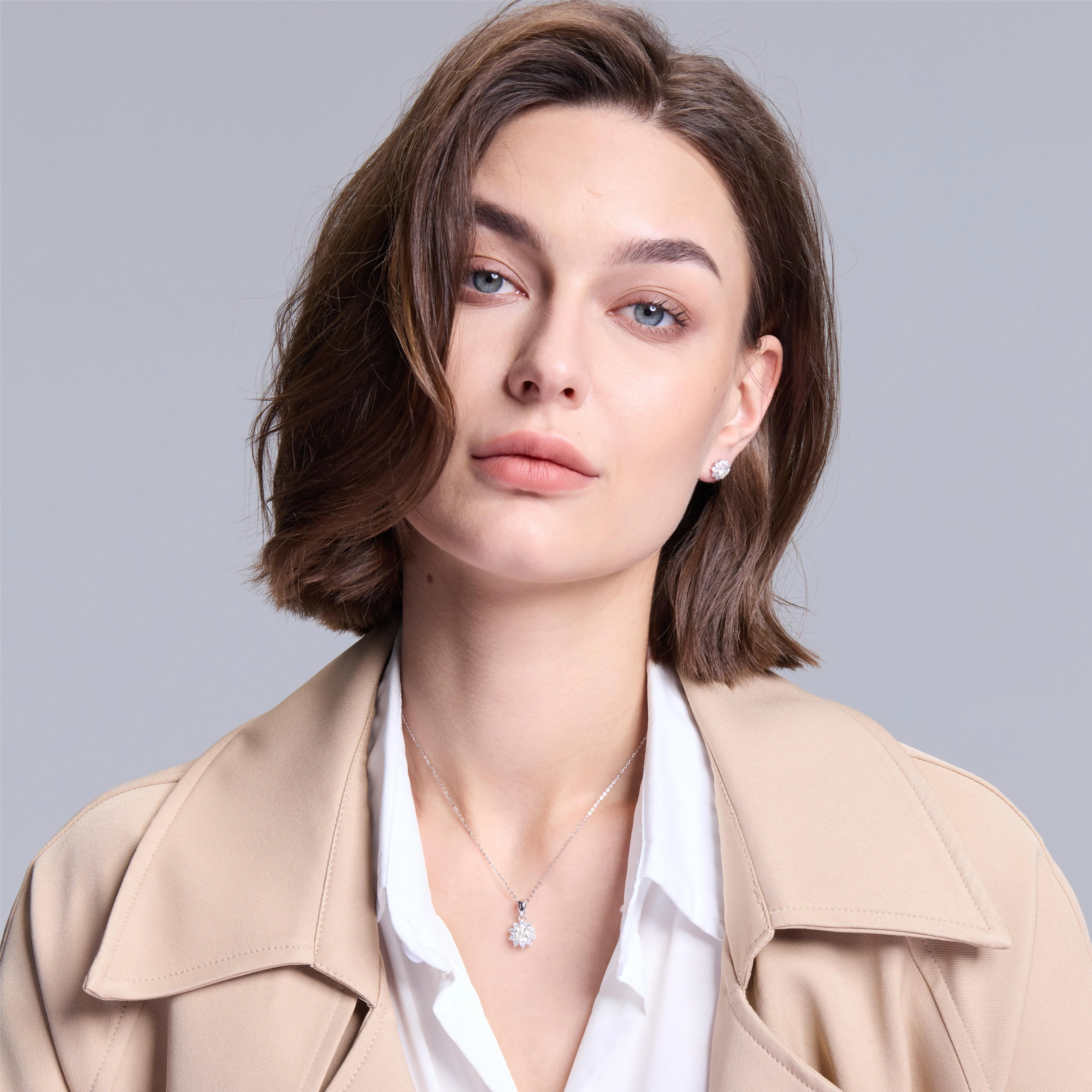 Brilliant Sunflower Moissanite Pendant Necklace sold by Jescojes product image thumbnail 3