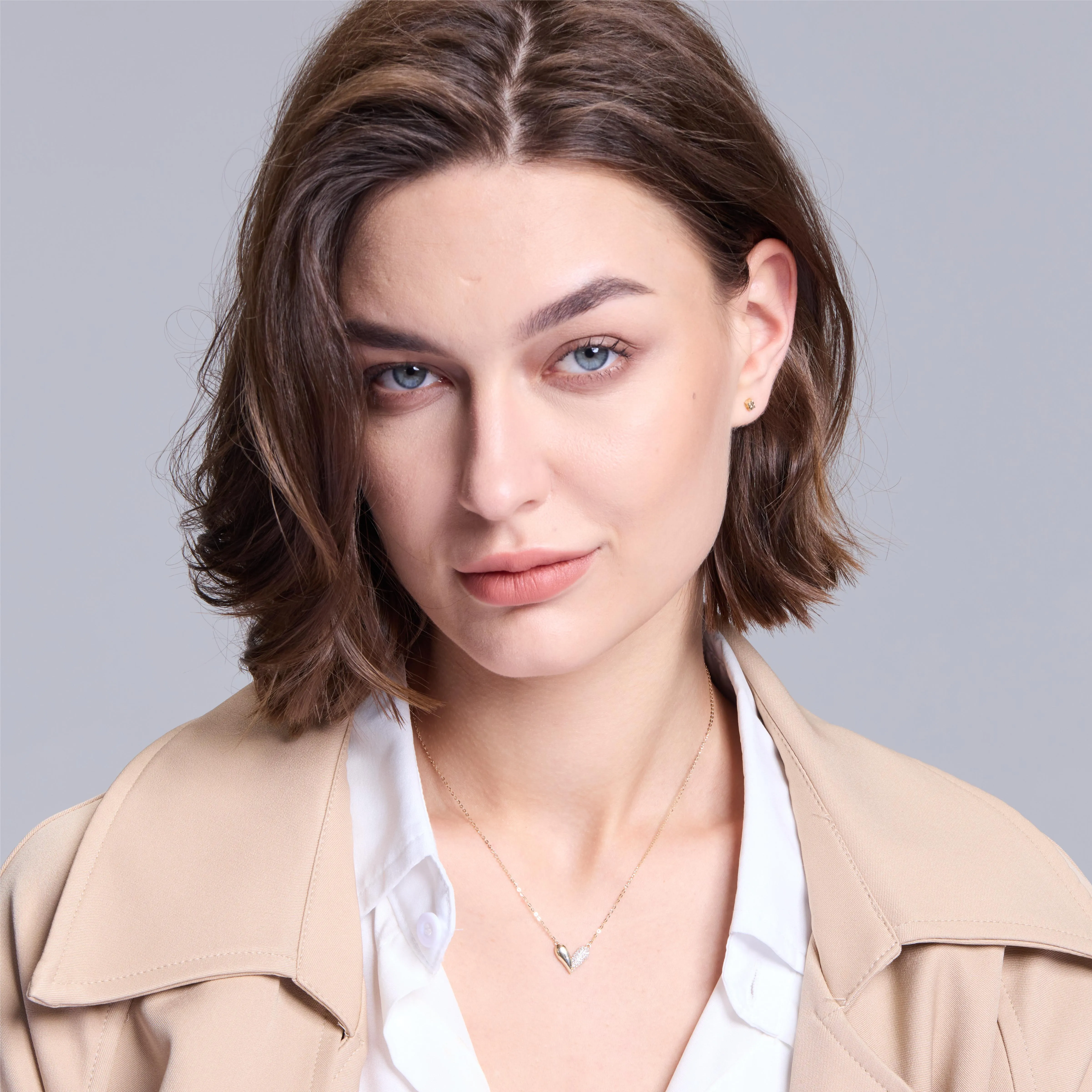 Elegant Heart Gold Pendant Necklace sold by Jescojes product image thumbnail 3