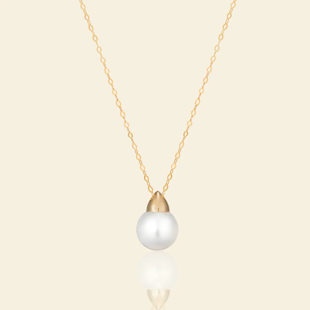 Lustrous Balanced Delta Pearl Pendant Necklace sold by Jescojes