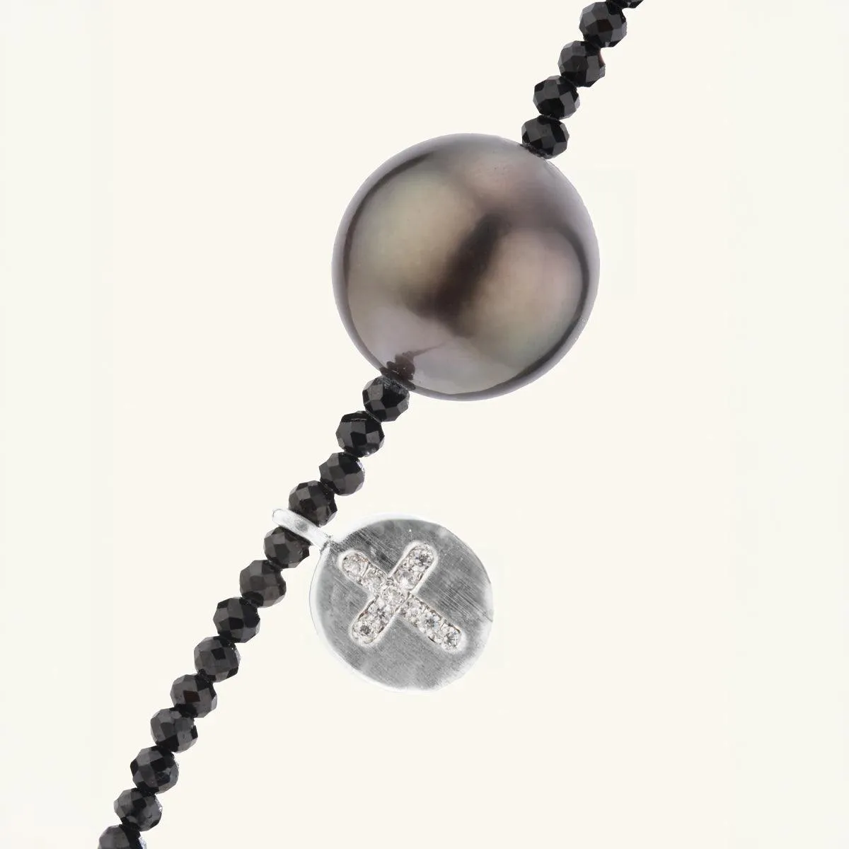 Shining Black Spinel Tahitian Pearl Bracelet sold by Jescojes product image thumbnail 3