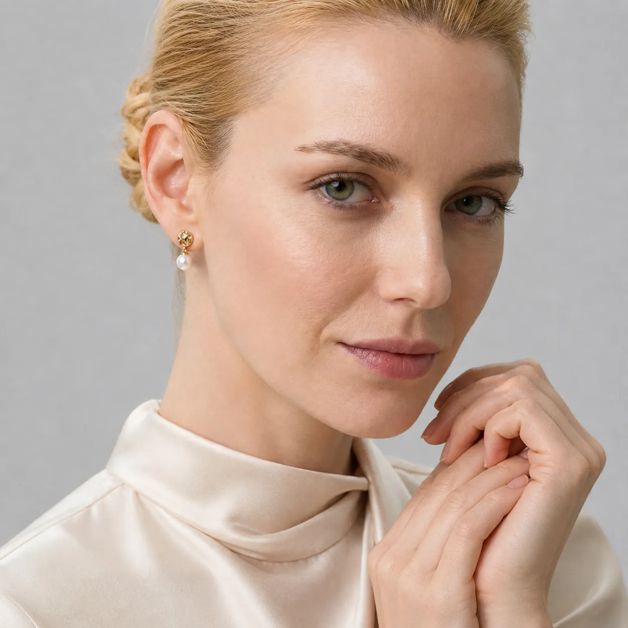 The Étoile | Aurora Pearl Earrings sold by Jescojes product image thumbnail 4