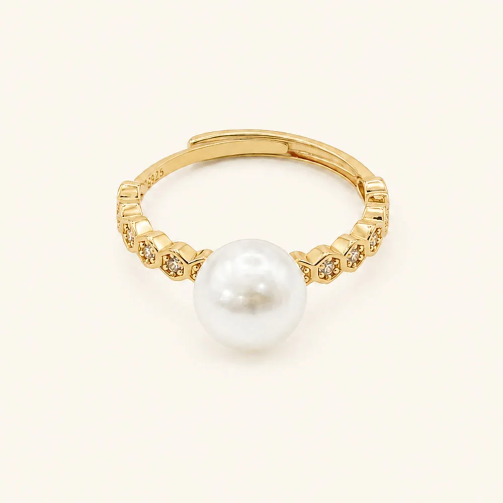 The Grace | Aurora Pearl Ring sold by Jescojes
