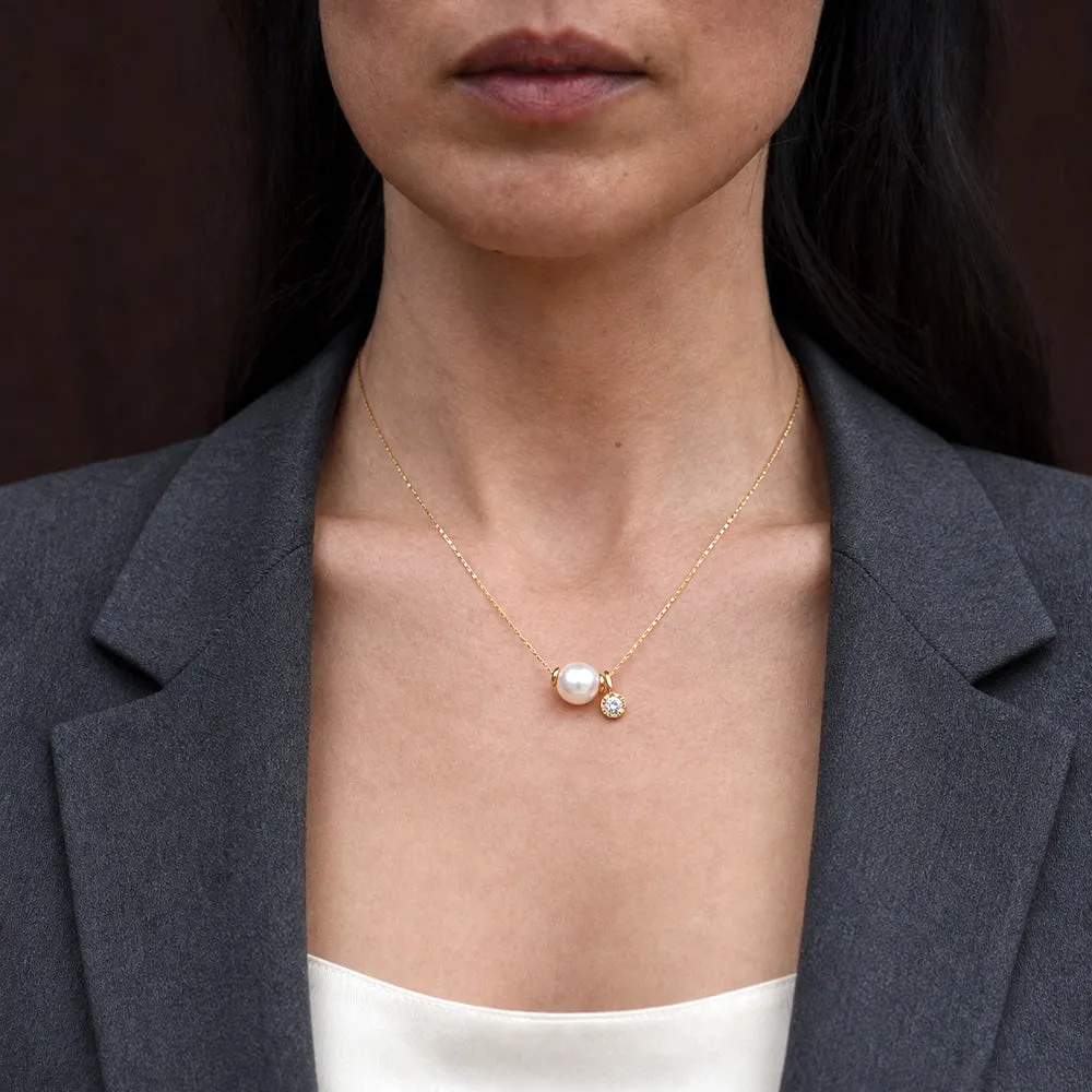 L’Harmonie Lumineuse | Aurora Pearl Pendant Necklace sold by Jescojes product image thumbnail 2
