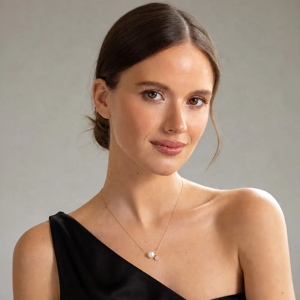 L’Harmonie Lumineuse | Aurora Pearl Pendant Necklace sold by Jescojes product image thumbnail 3