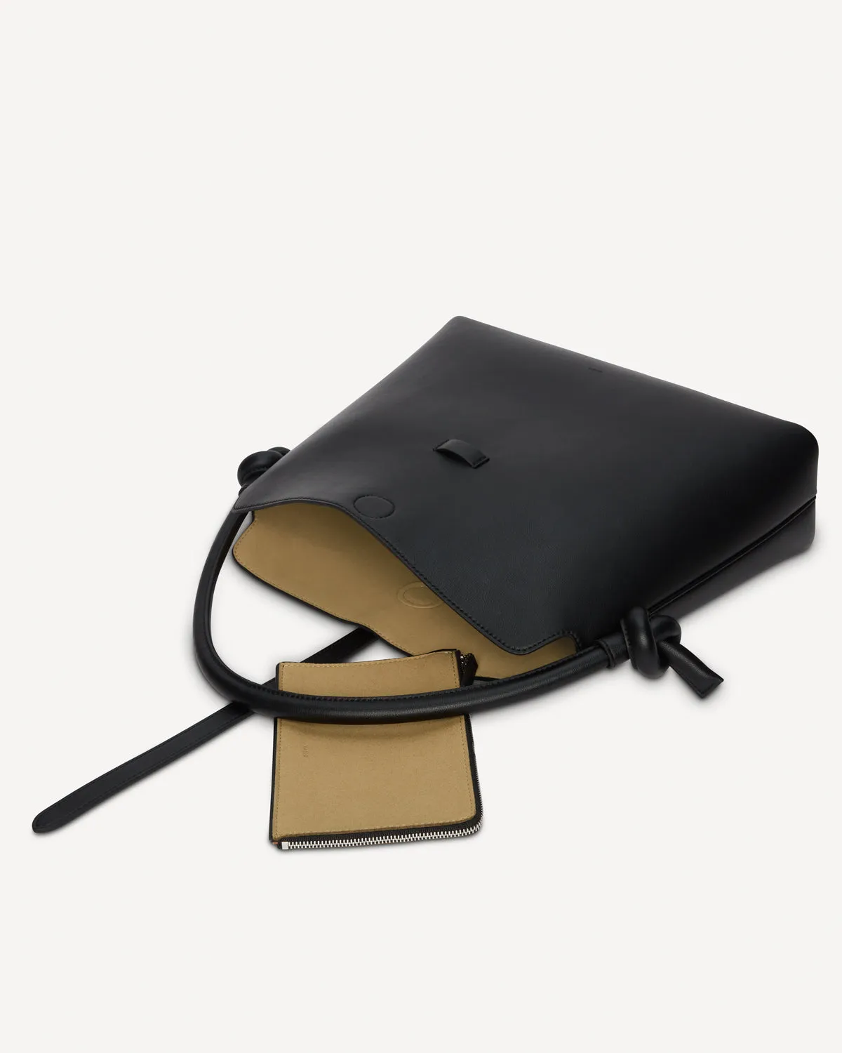 COTY MINI - Black - Sample sold by VASIC product image thumbnail 3