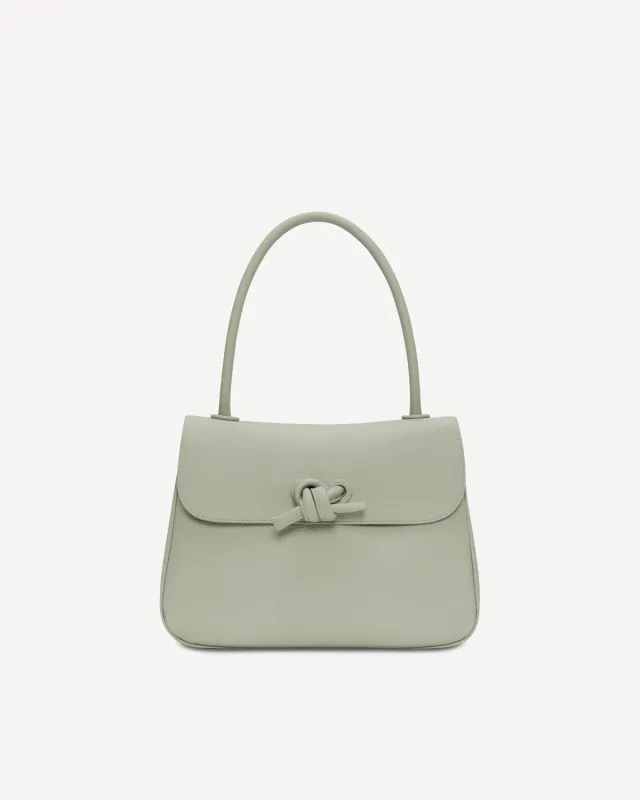 CAST MINI - Willow sold by VASIC