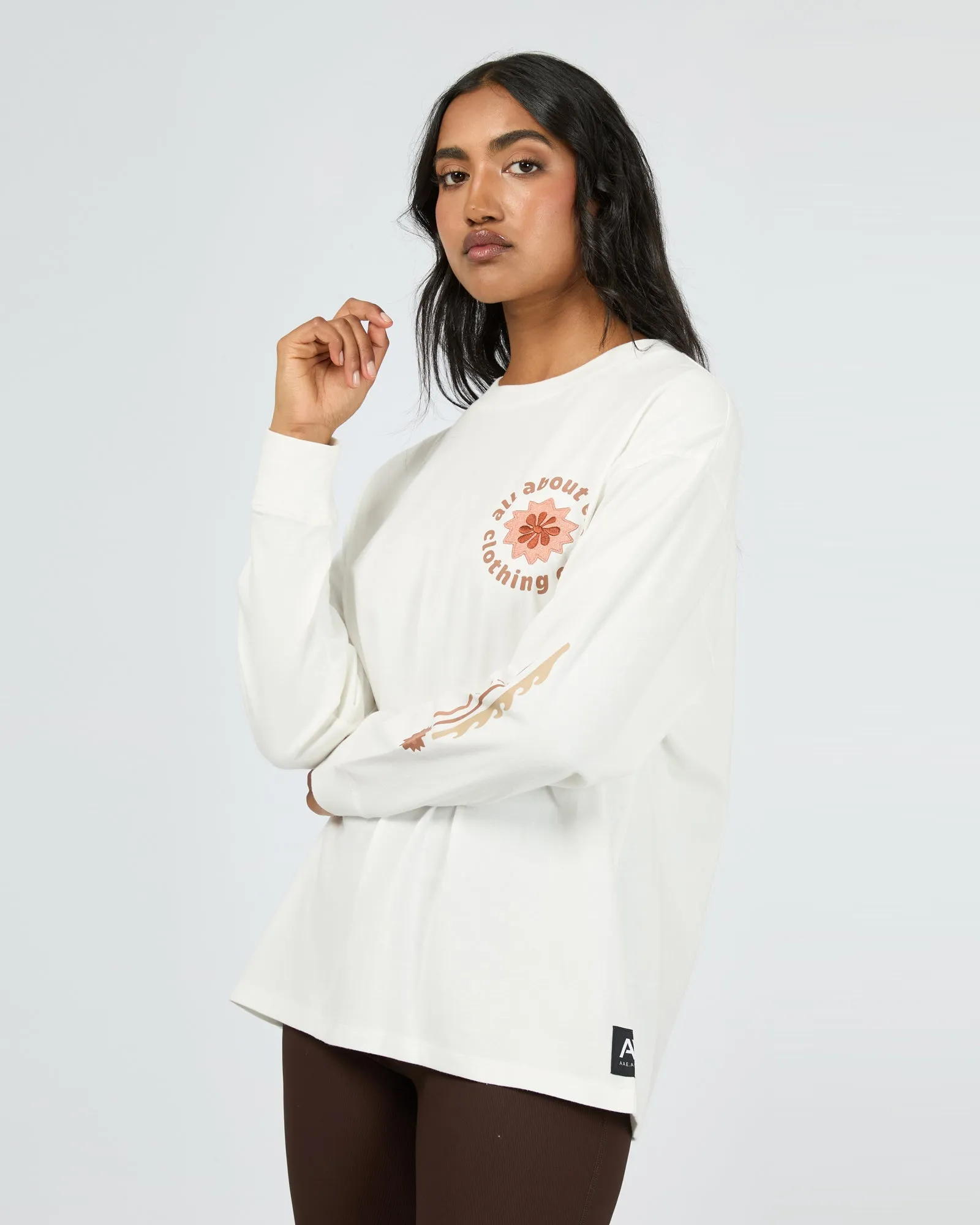Flow Long Sleeve Tee Vintage White sold by All About Eve product image thumbnail 4