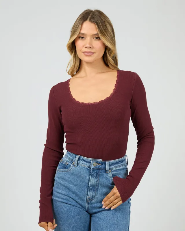 Washed Rib Scoop Neck L/S Tee Burgundy made by All About Eve