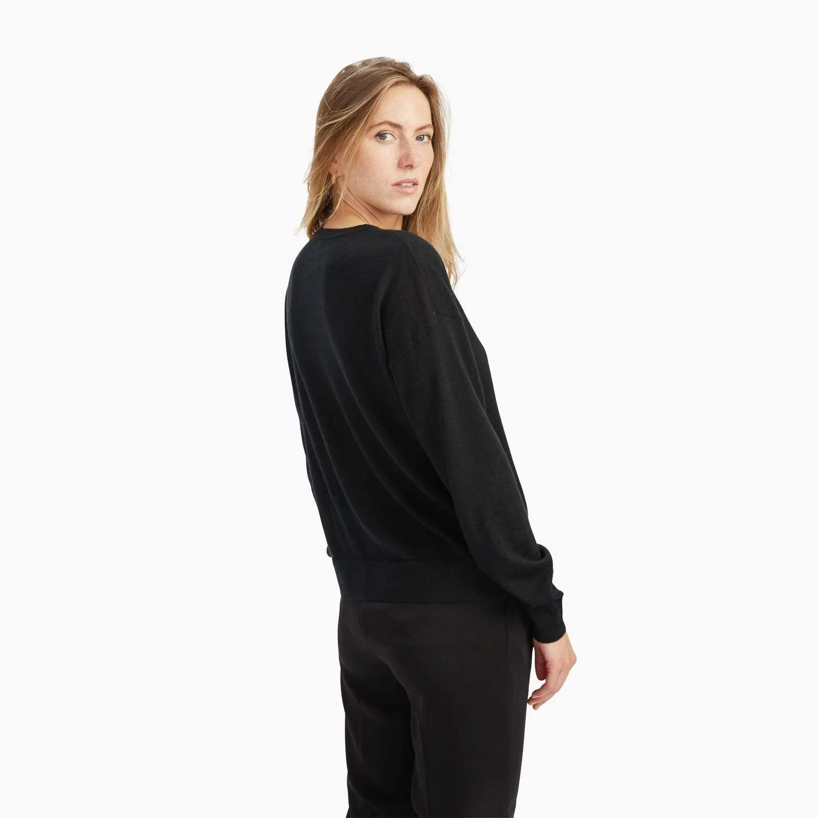 Super Fine Cashmere Crewneck Sweater sold by NAADAM product image thumbnail 4