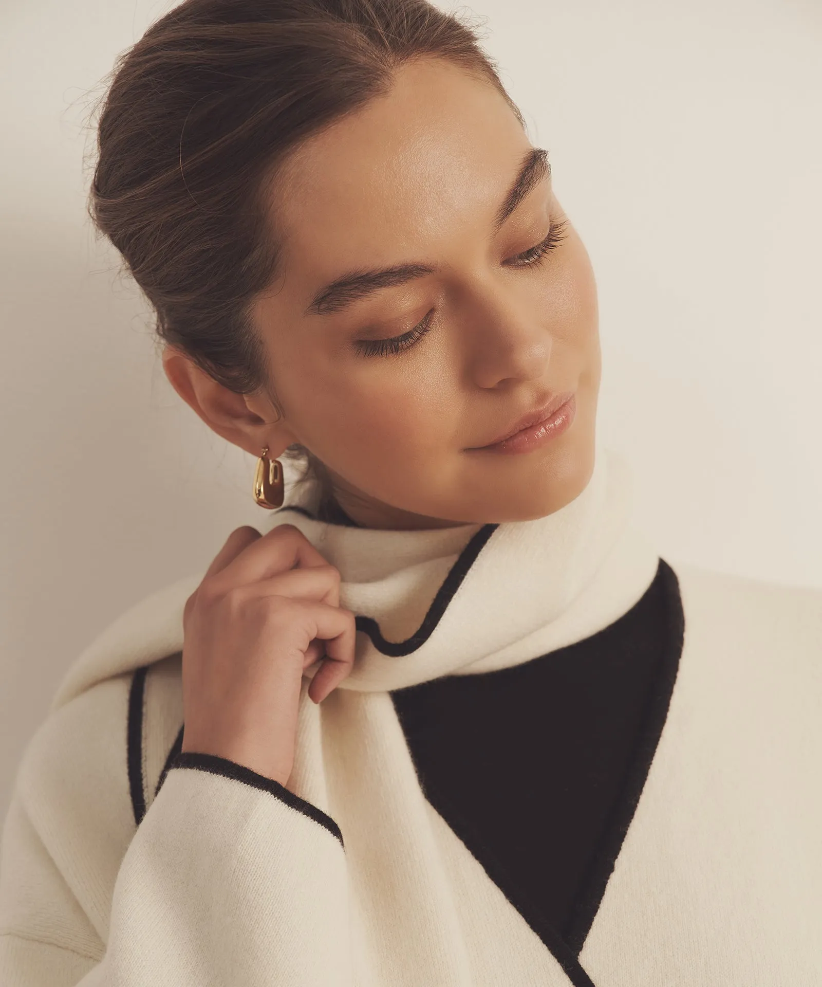 Luxe Cashmere Sweater Jacket with Scarf sold by NAADAM product image thumbnail 4