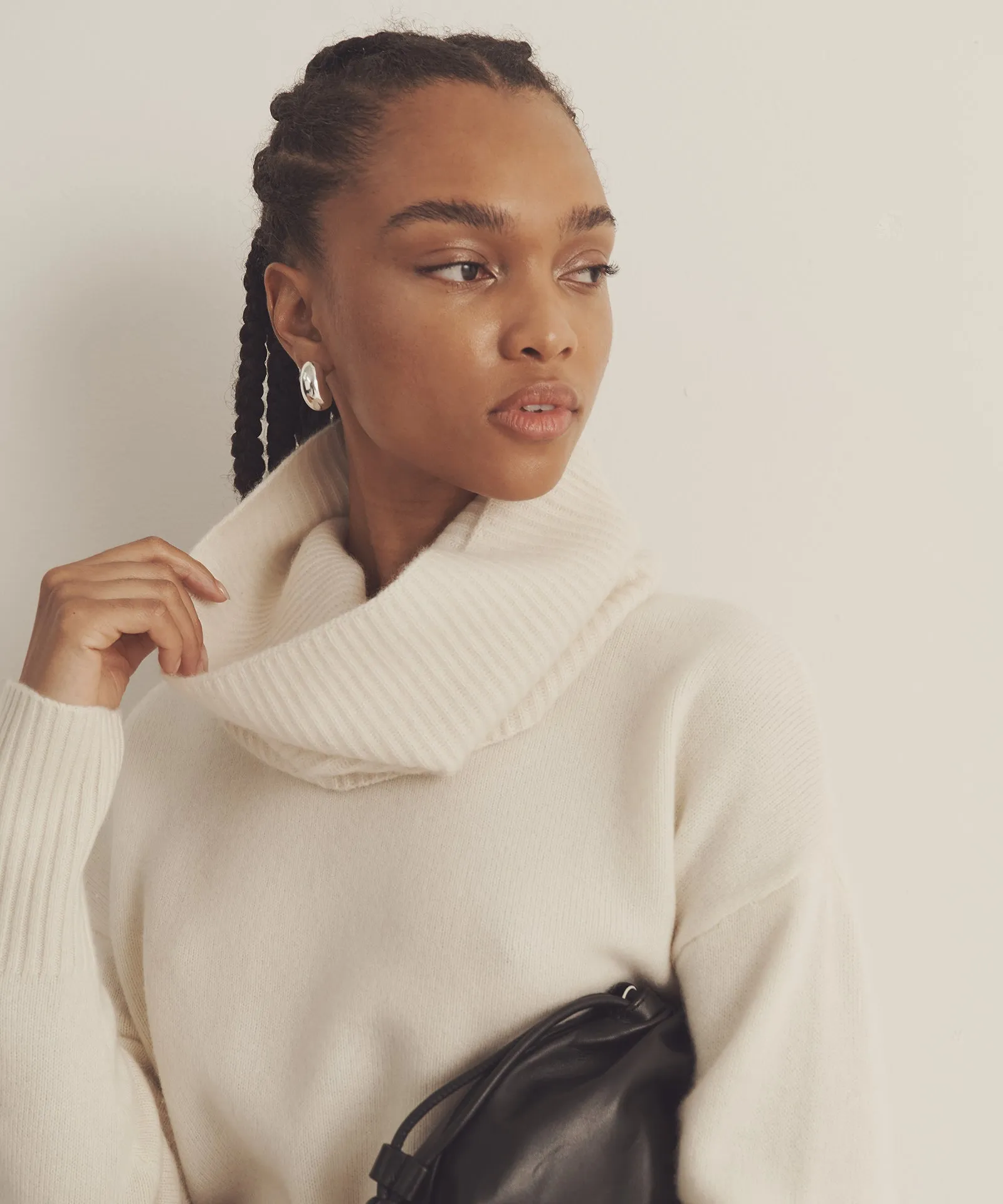 Luxe Cashmere Snood sold by NAADAM product image thumbnail 2