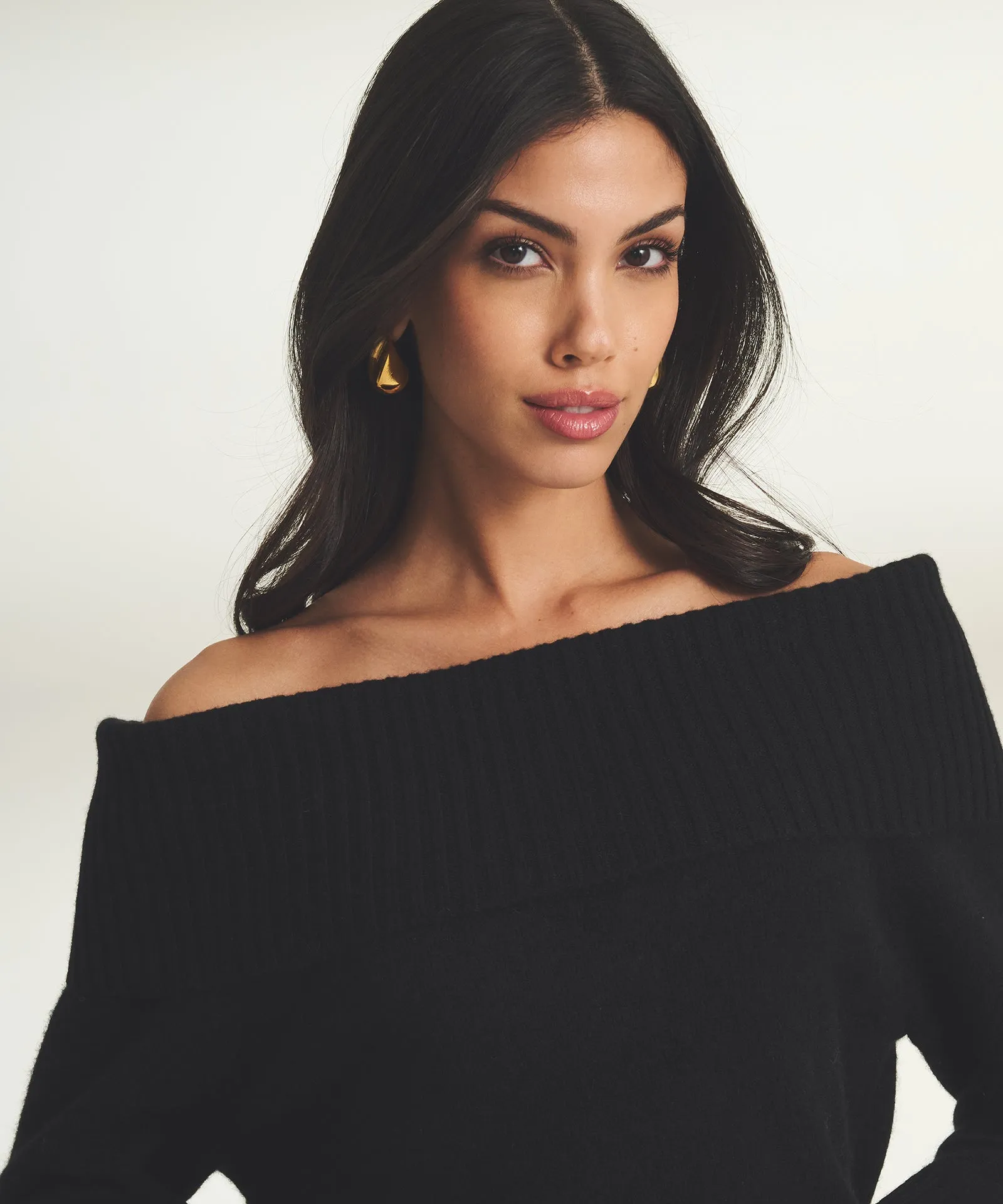 Super Luxe Cashmere Off the Shoulder Top sold by Naadam product image thumbnail 3