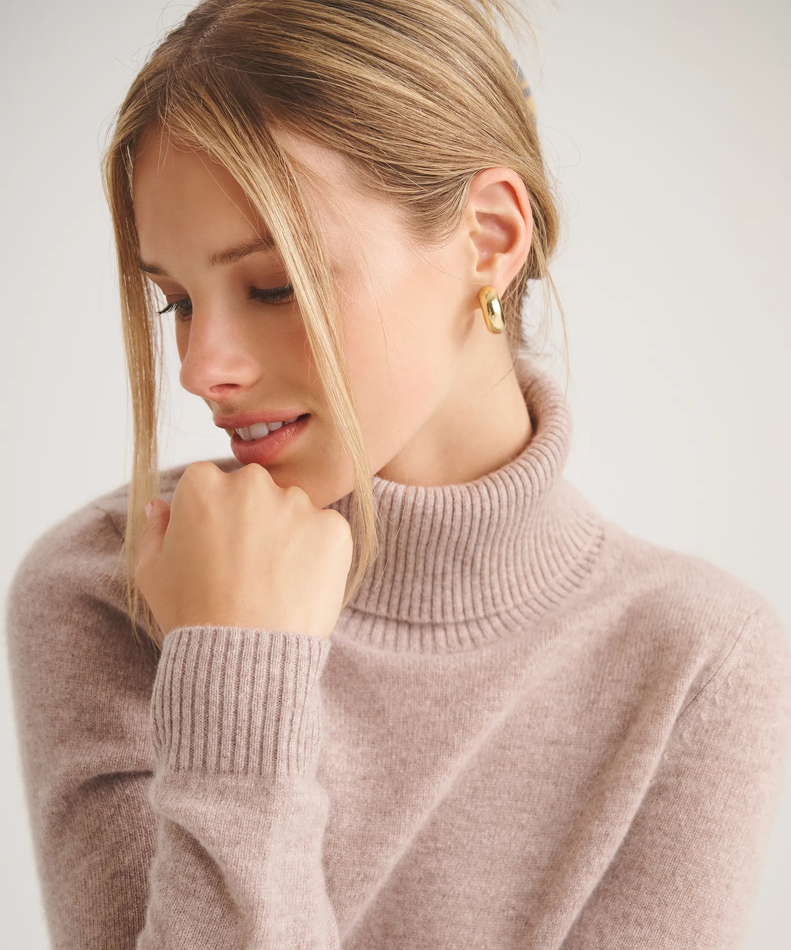 Basic Cashmere Turtleneck Sweater sold by NAADAM product image thumbnail 3