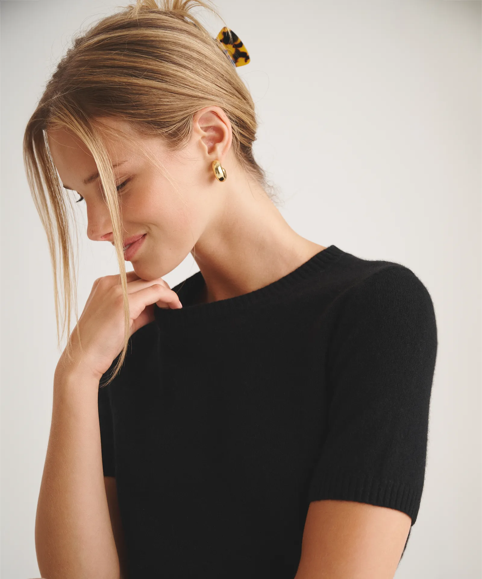 Basic Cashmere Short Sleeve Sweater sold by Naadam product image thumbnail 5