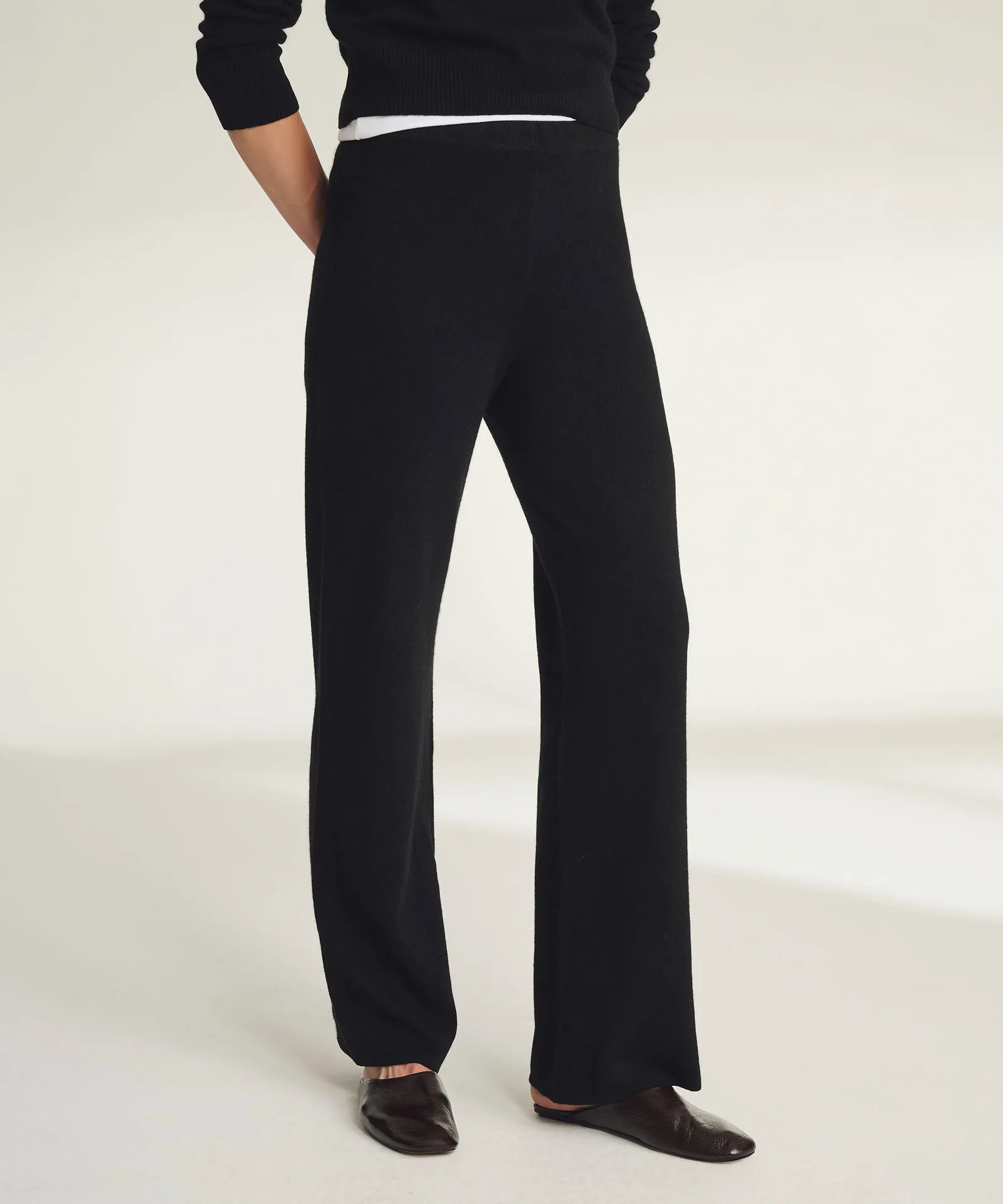 Signature Cashmere Straight Leg Pant sold by NAADAM product image thumbnail 3