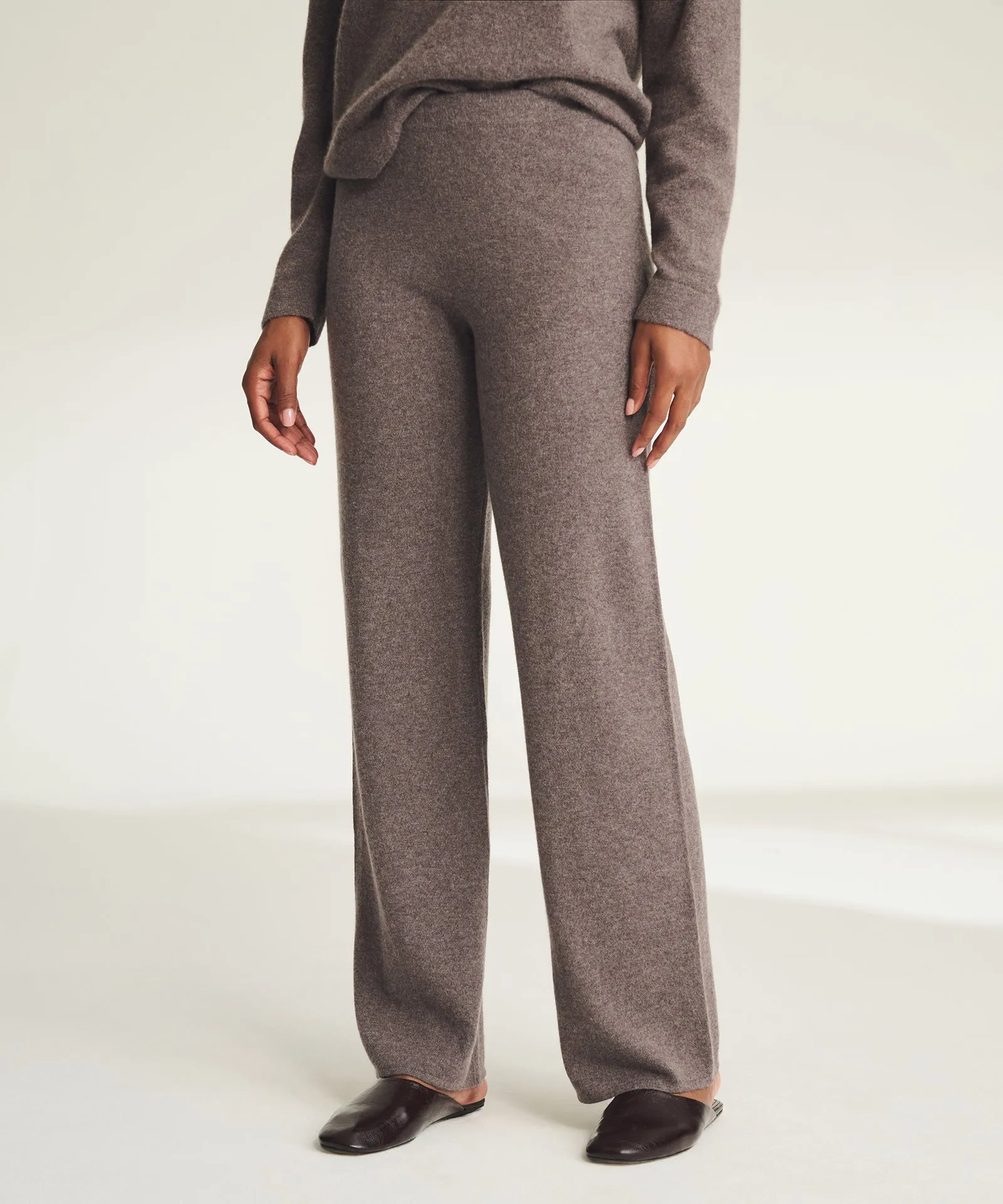Signature Cashmere Straight Leg Pant sold by NAADAM product image thumbnail 4