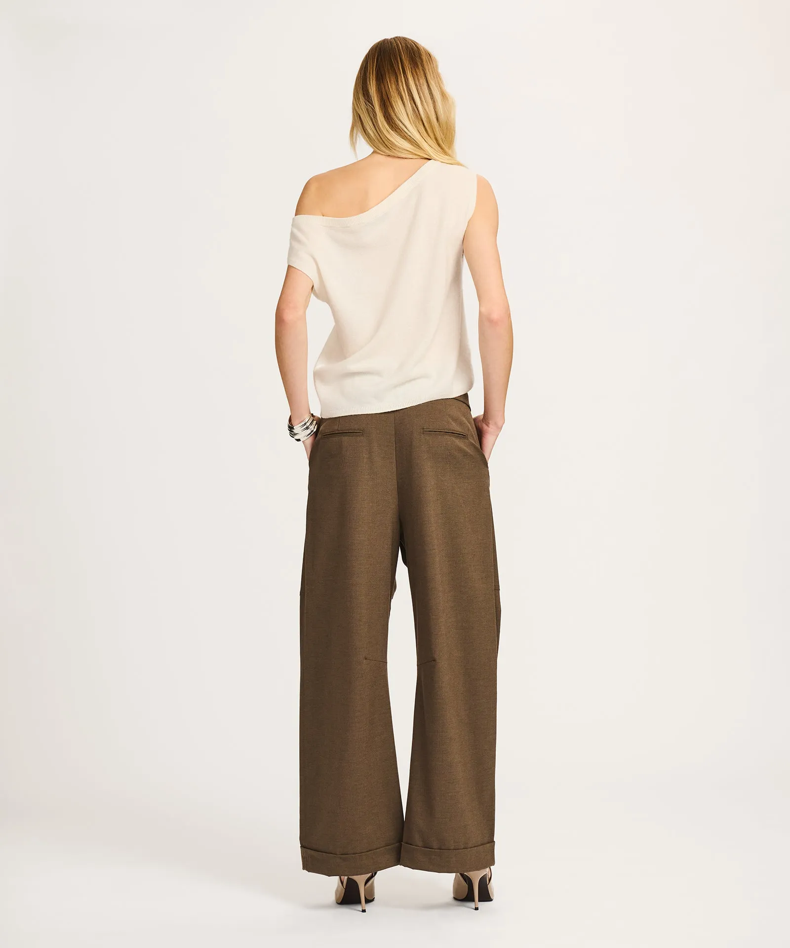 Lightweight Cashmere Off The Shoulder Tank sold by NAADAM product image thumbnail 5