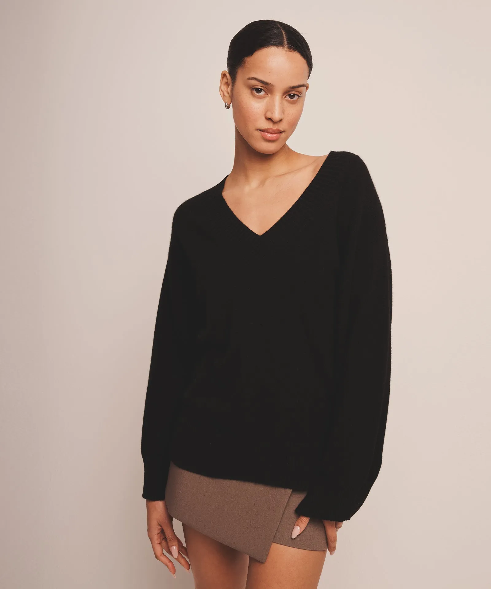 Signature Cashmere Wide Sleeve V-Neck Sweater sold by NAADAM product image thumbnail 3