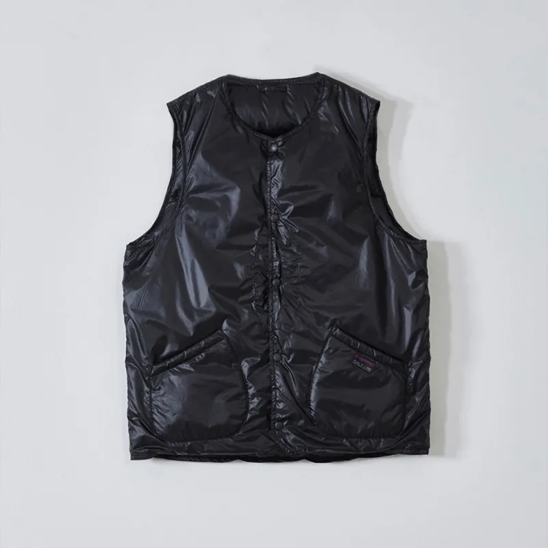 BLACK HOLE DOWN VEST made by Remi Relief