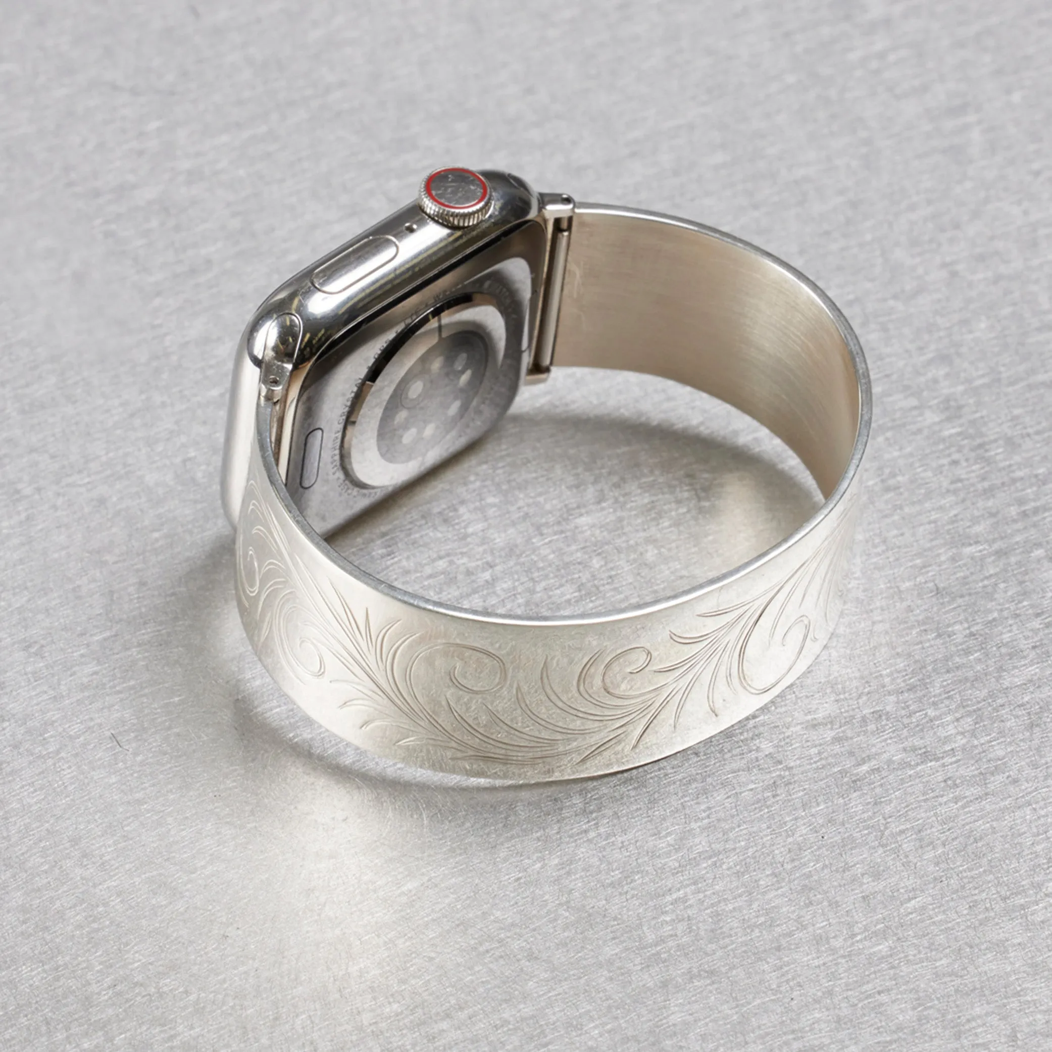 Apple Watch バングル唐草模様 sold by Remi Relief