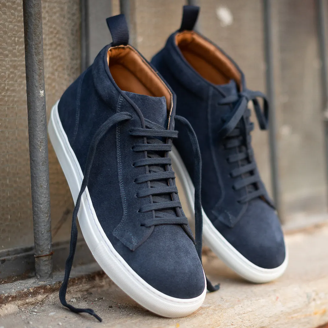 Ghisa sold by Velasca