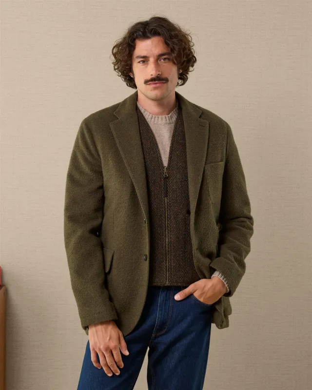 Rasiglia sold by Velasca