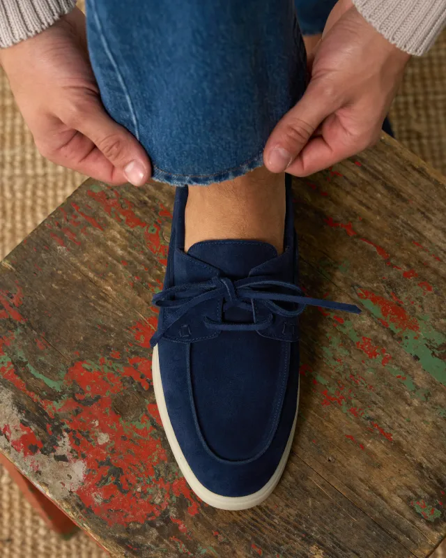 Navettèe sold by Velasca