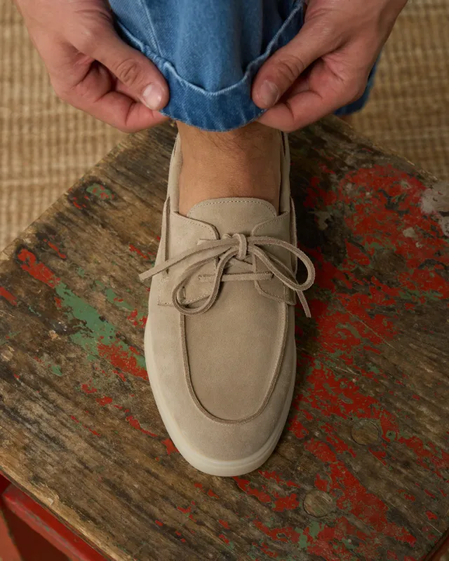 Navettèe sold by Velasca