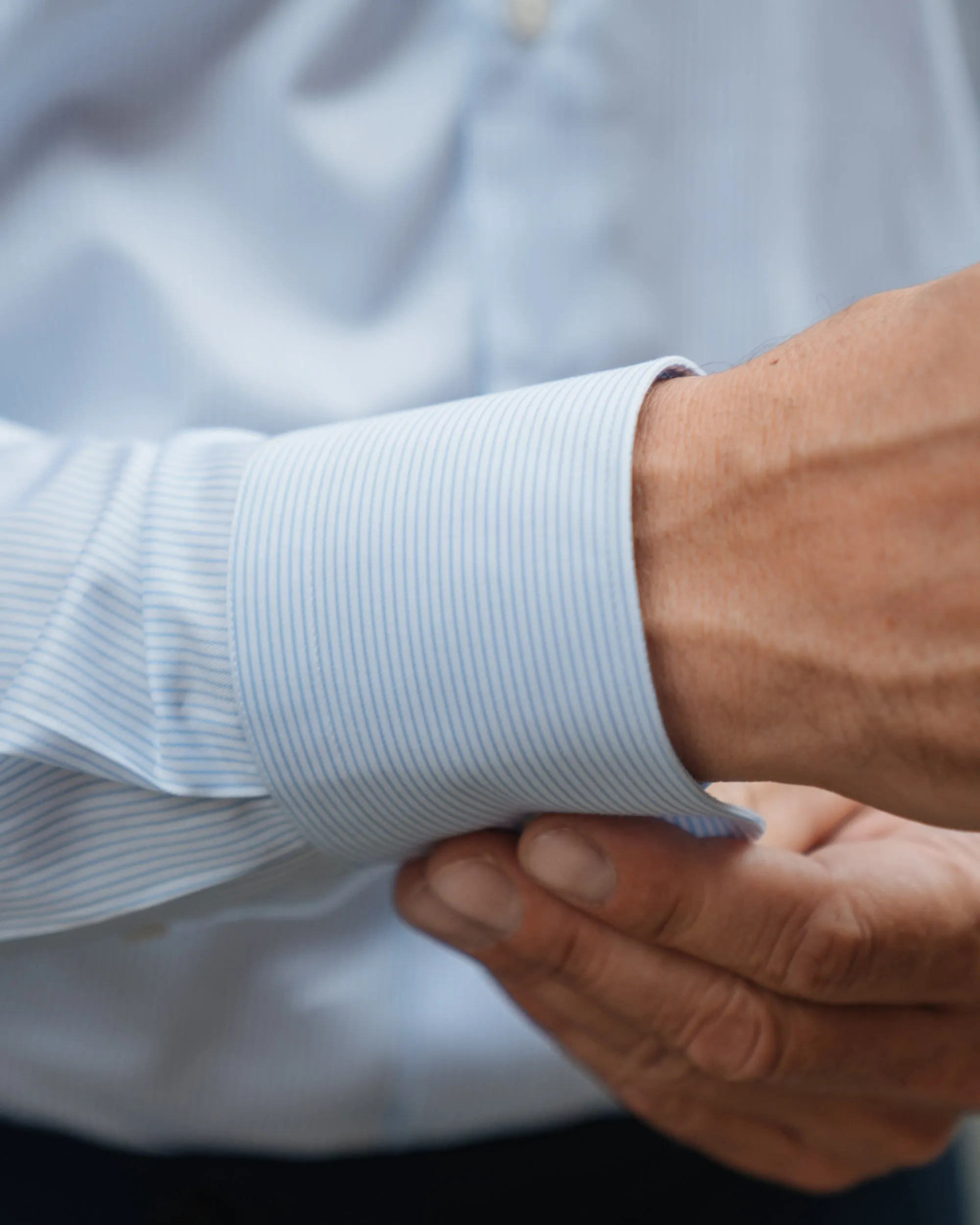 Ingria sold by Velasca product image thumbnail 2