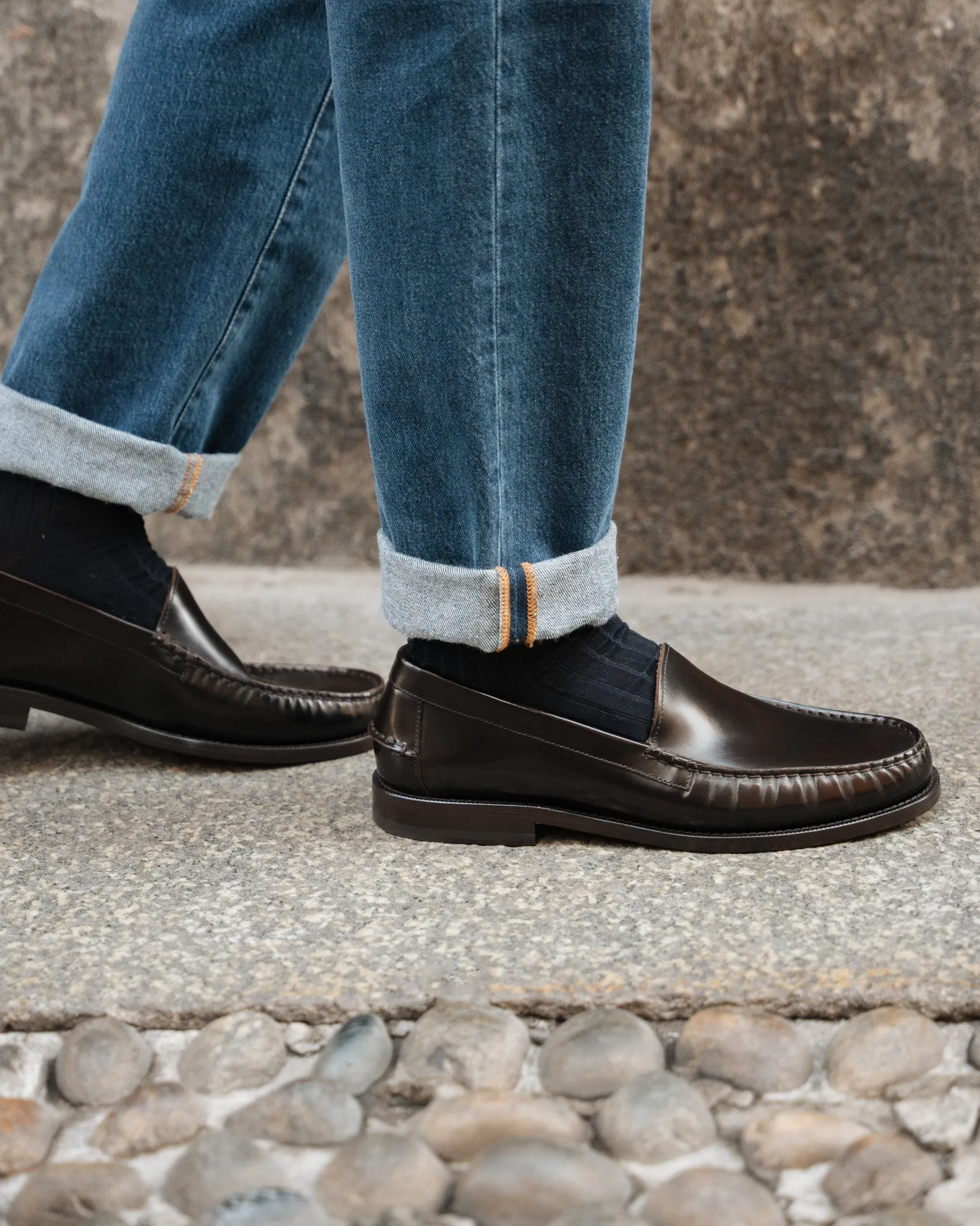 Meder sold by Velasca