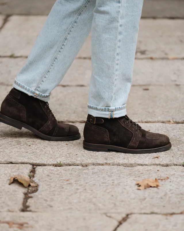 Desàsi sold by Velasca