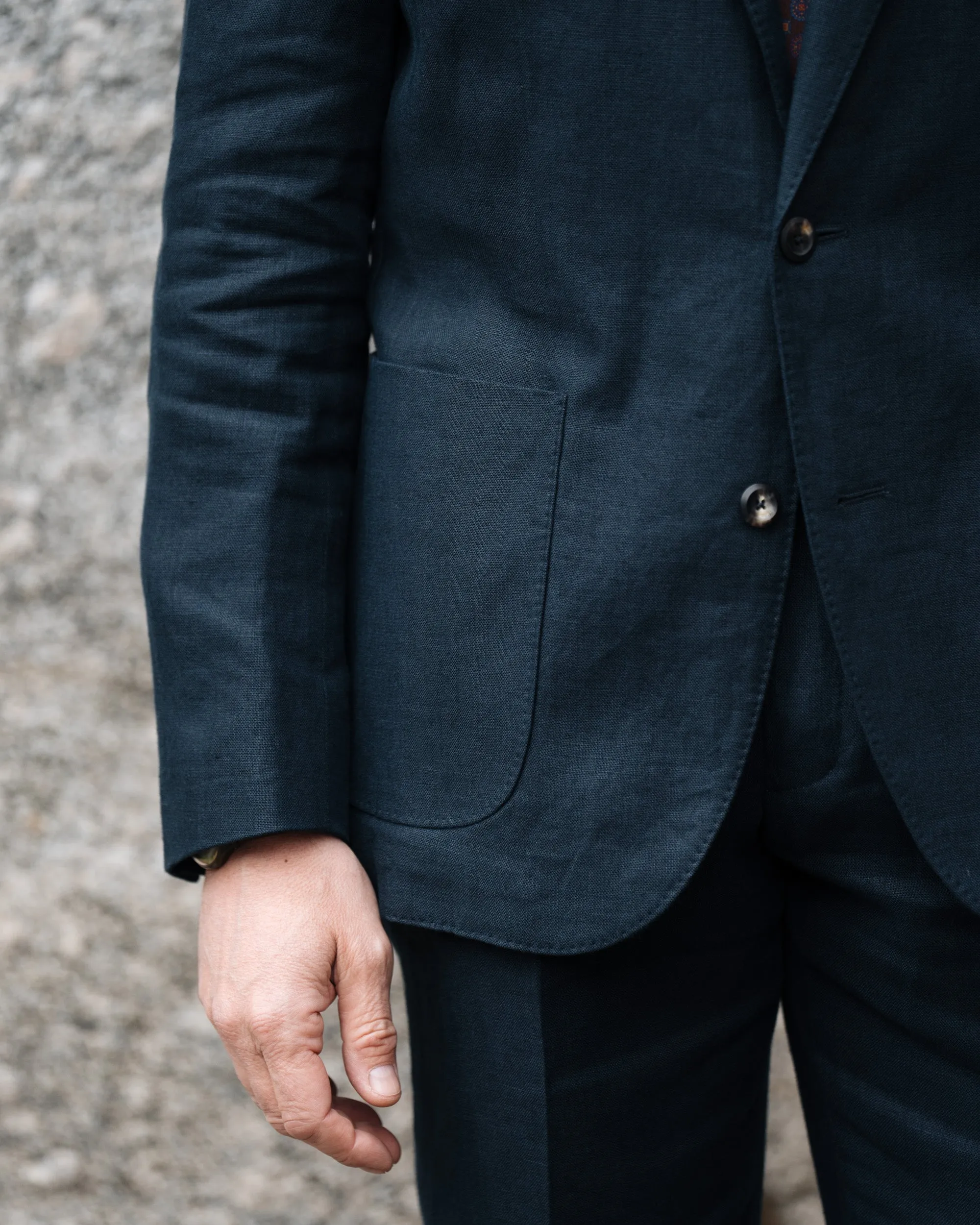 Villalago sold by Velasca product image thumbnail 3