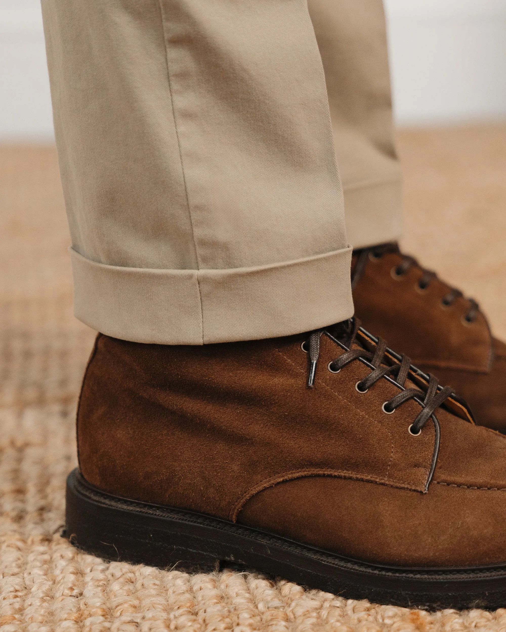 Asolo sold by Velasca product image thumbnail 3