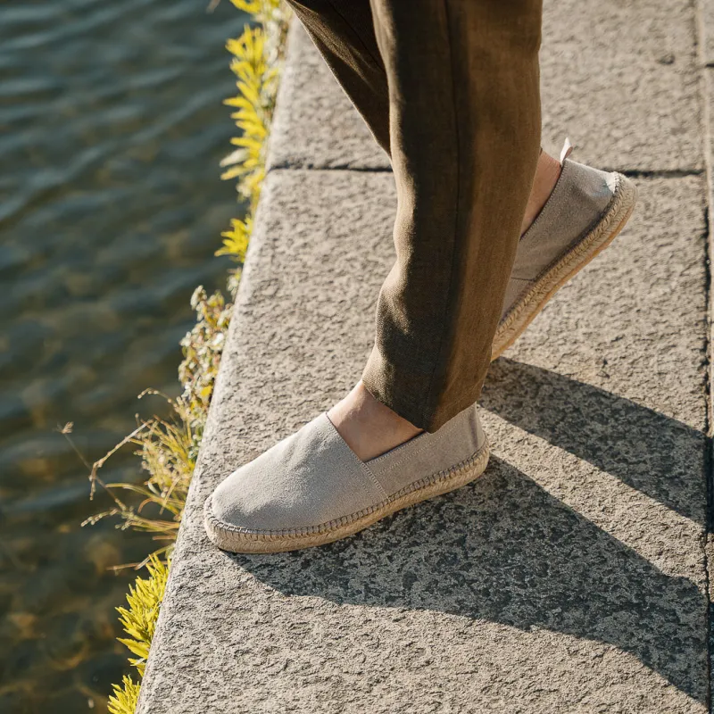 Inguriatt sold by Velasca