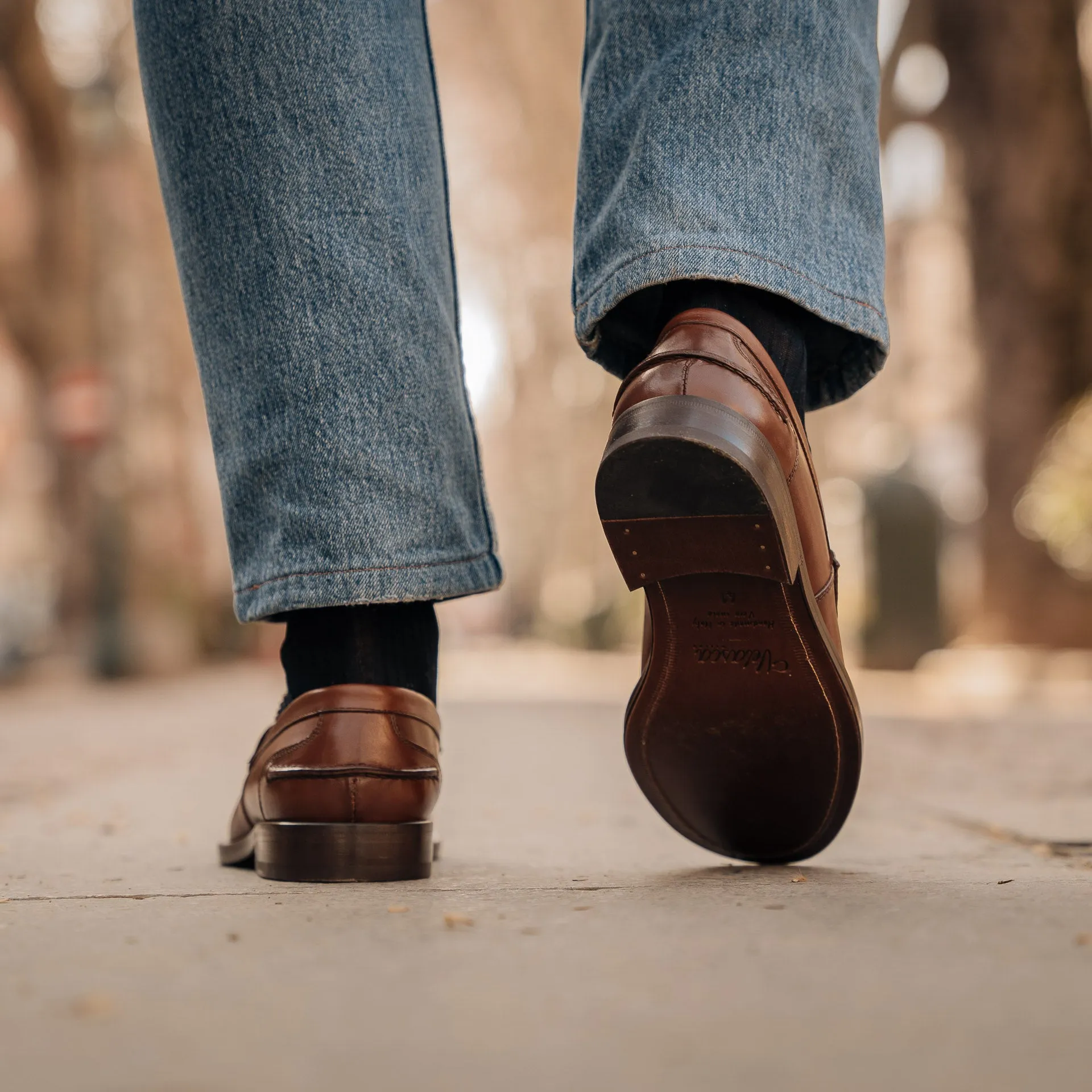 Maester sold by Velasca product image thumbnail 2