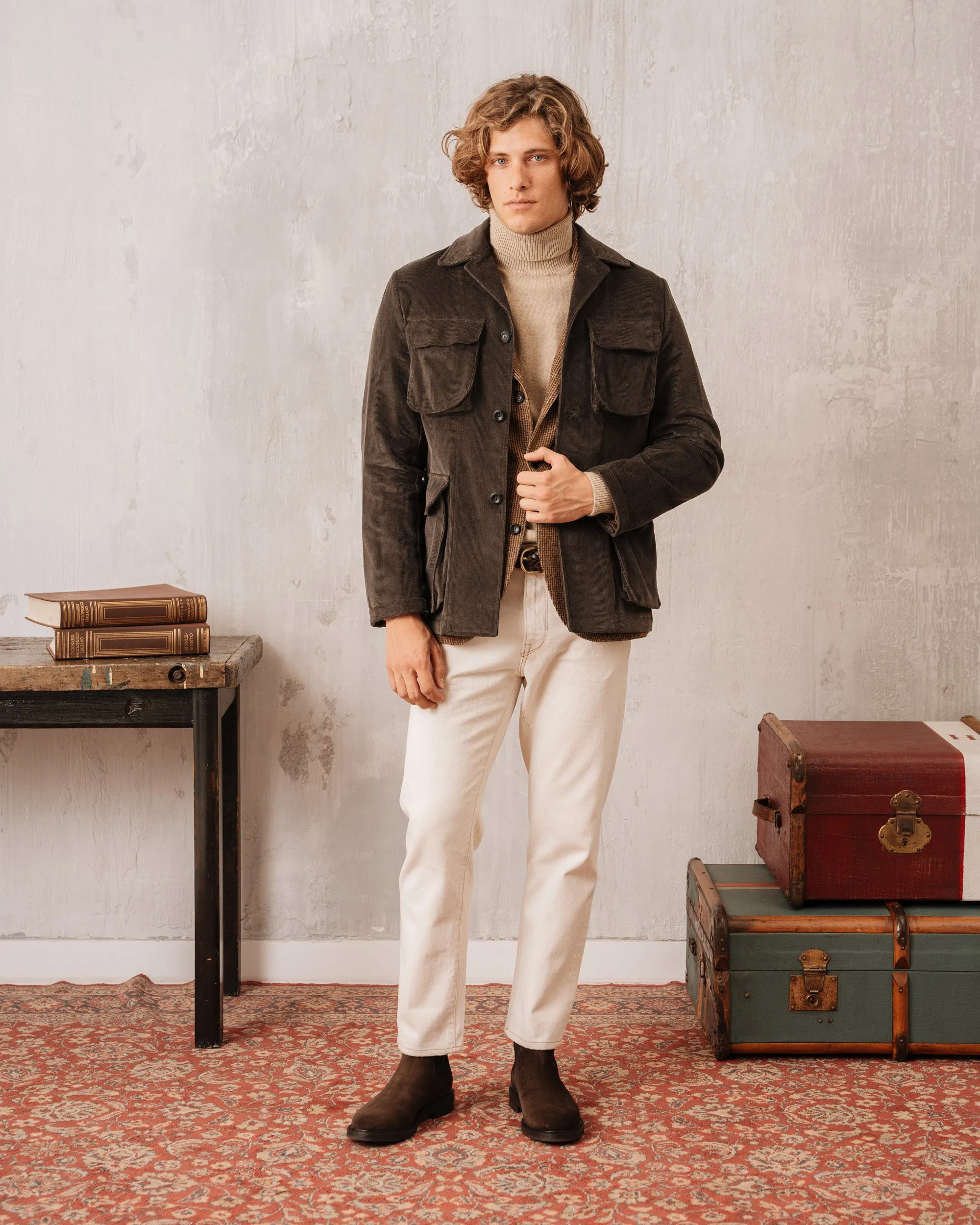 Magut sold by Velasca product image thumbnail 2