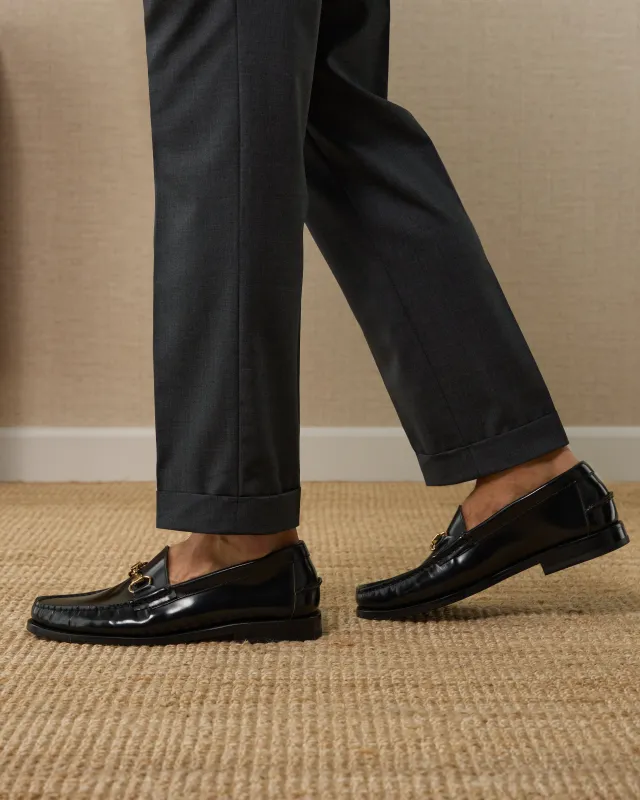 Rasuur sold by Velasca