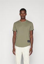 T-shirt basic sold by Zalando product image thumbnail 3