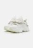 BINARY CHAIN VEGAN - Sneaker low - white/silver sold by Zalando