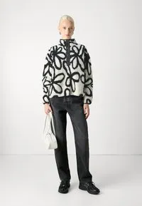 ONLAMY - Fleecepullover - eggnog sold by Zalando product image thumbnail 2