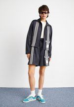 TRACK - Lichte jas - black sold by Zalando product image thumbnail 2