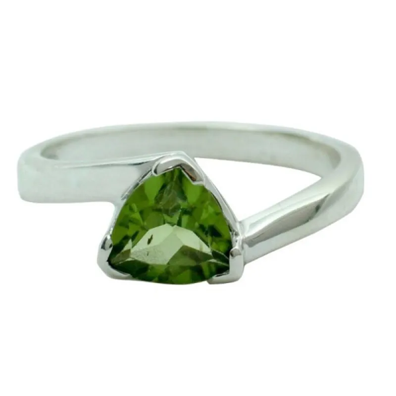 Handmade Sterling Silver 'Scintillating Jaipur' Peridot Ring (India) sold by Zulily