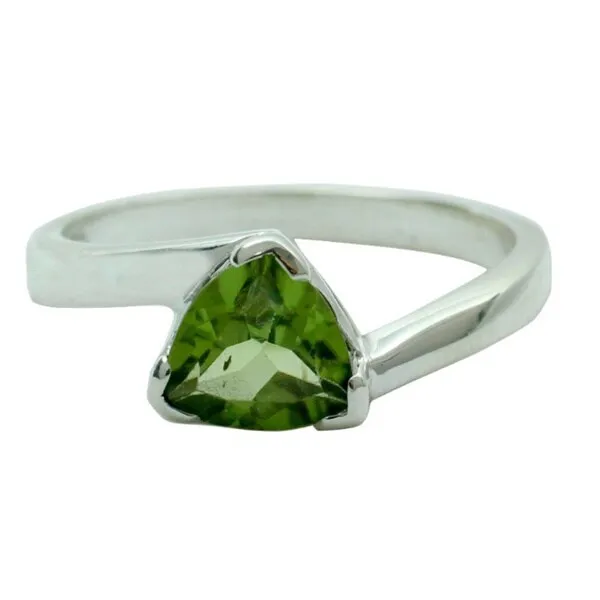Handmade Sterling Silver 'Scintillating Jaipur' Peridot Ring (India) sold by Zulily