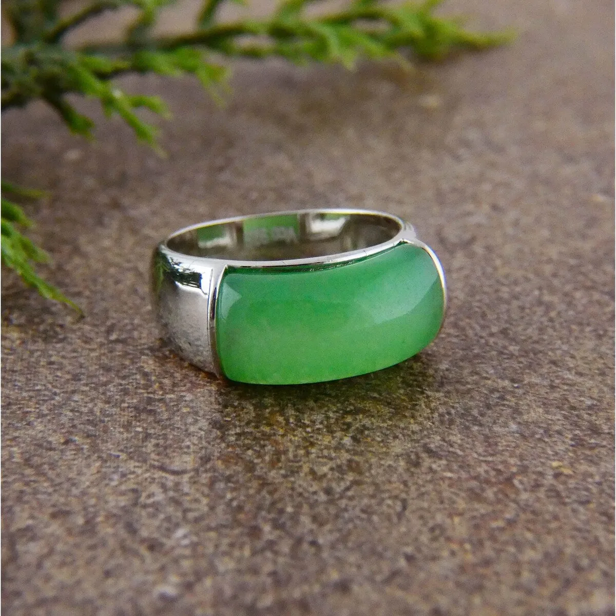 Vera & Co. Sterling Silver Green Jade Bridge Ring sold by Zulily product image thumbnail 2