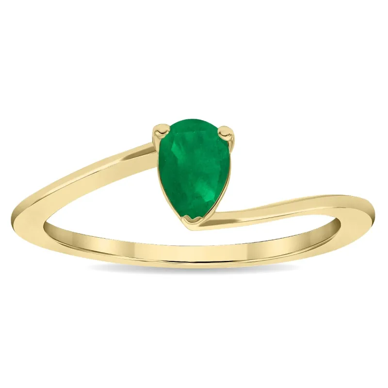 Women's Solitaire Pear Shaped Emerald Wave Ring in 10K Yellow Gold sold by Zulily