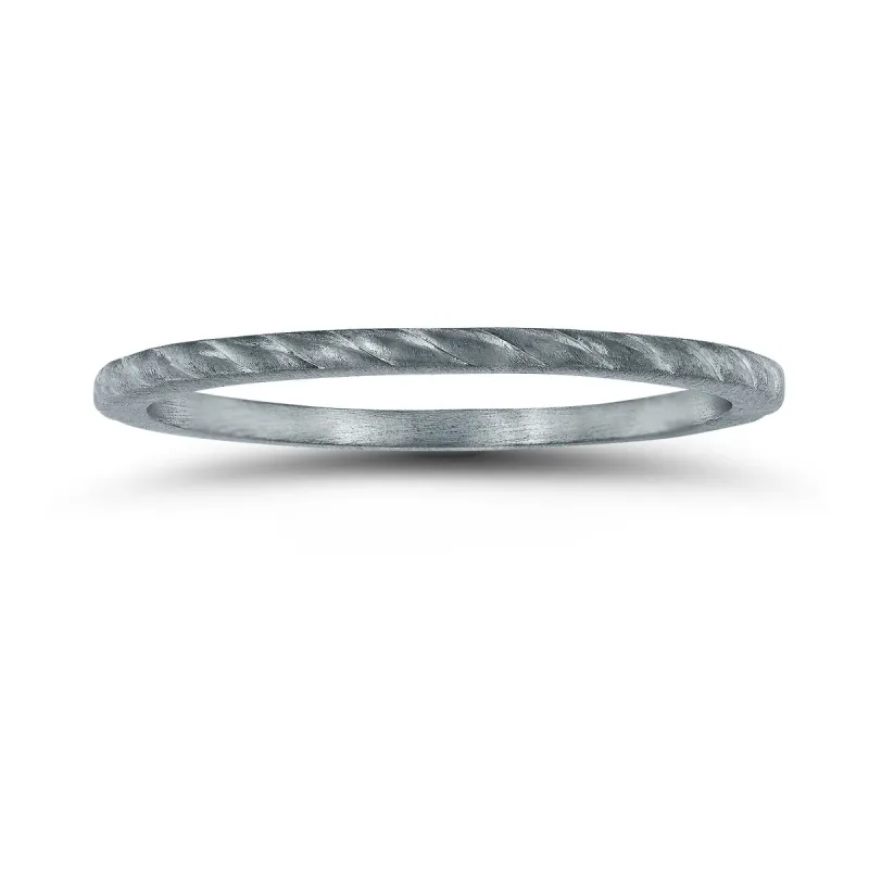 1MM Thin Rope Center Band in 14K White Gold sold by Zulily