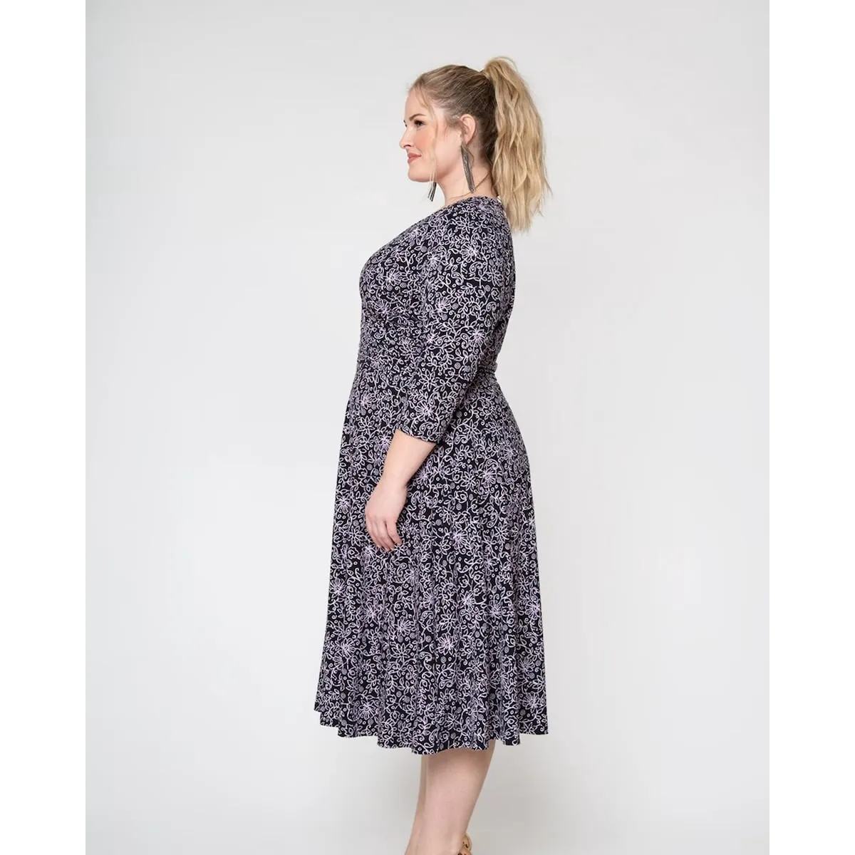 Leota Women's Amiya 3/4 Sleeve Midi Dress Black Size 2X sold by Zulily product image thumbnail 3