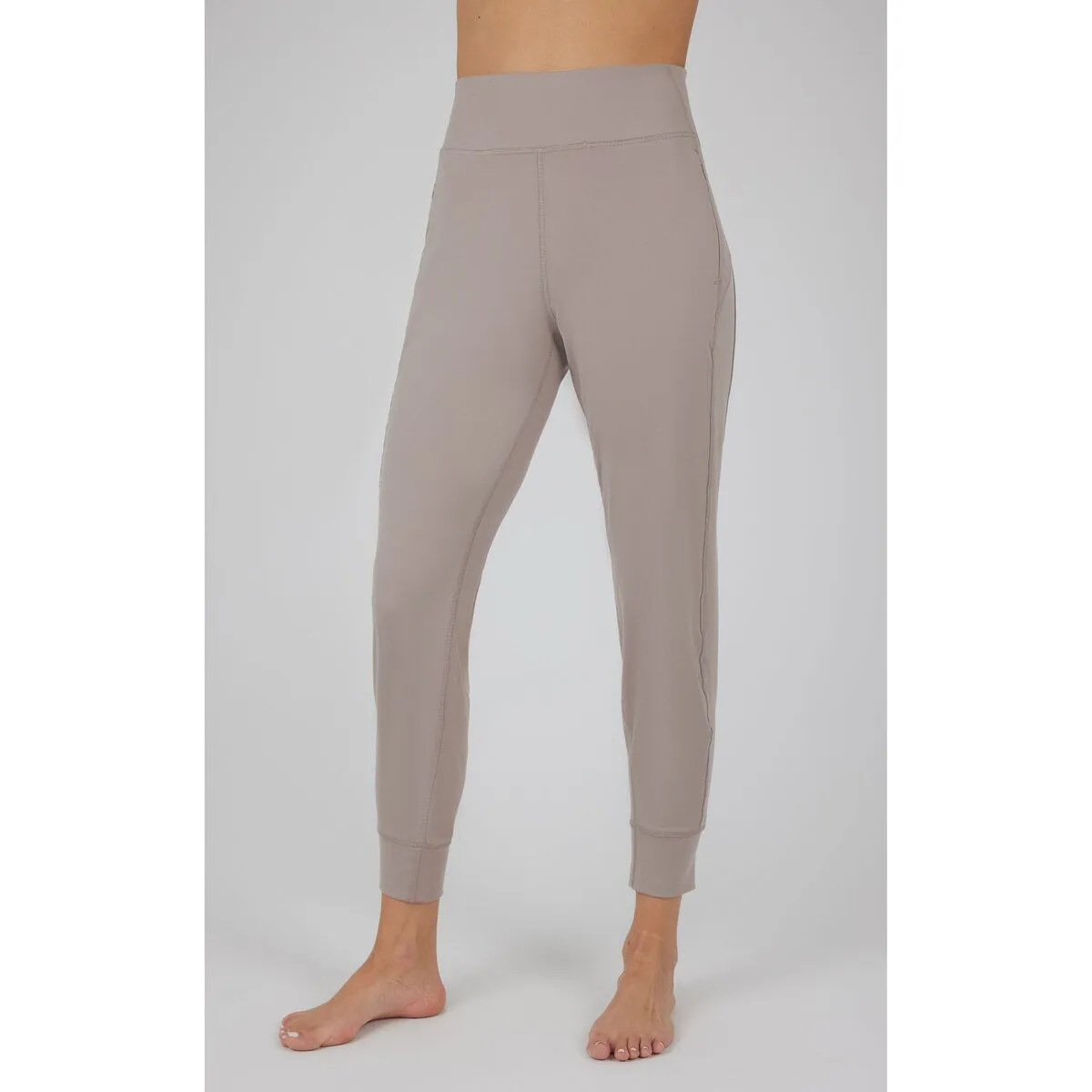 Yogalicious Interlock Greenwich Jogger sold by Zulily product image thumbnail 5