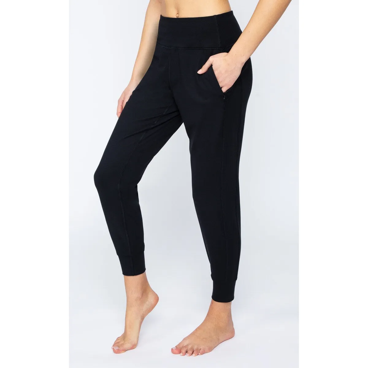 Yogalicious Interlock Greenwich Jogger sold by Zulily
