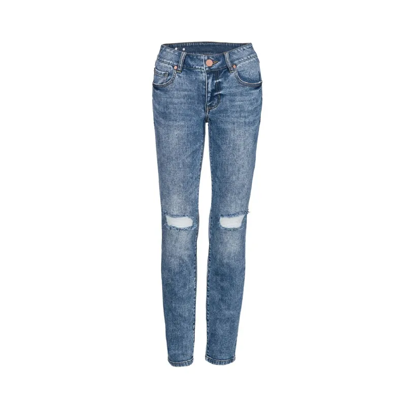 cabi Vintage Blue Wash The Skinny Jean sold by Zulily